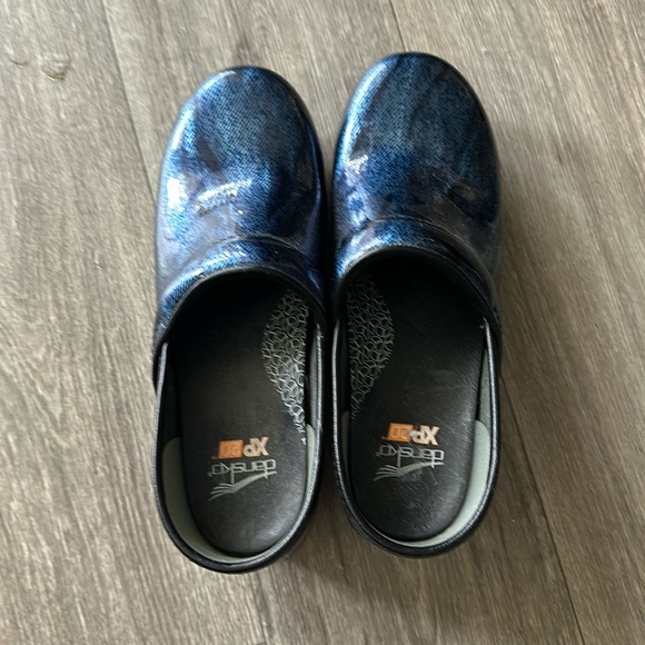 Dansko clogs. Worn twice only - Picture 1 of 4